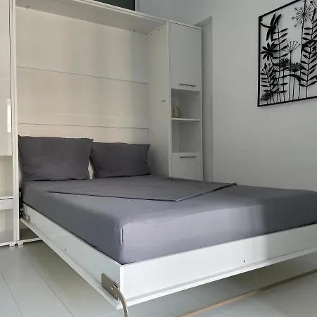 Lägenhet Luxury Westpark 2-room Lakeview W5 Bukarest