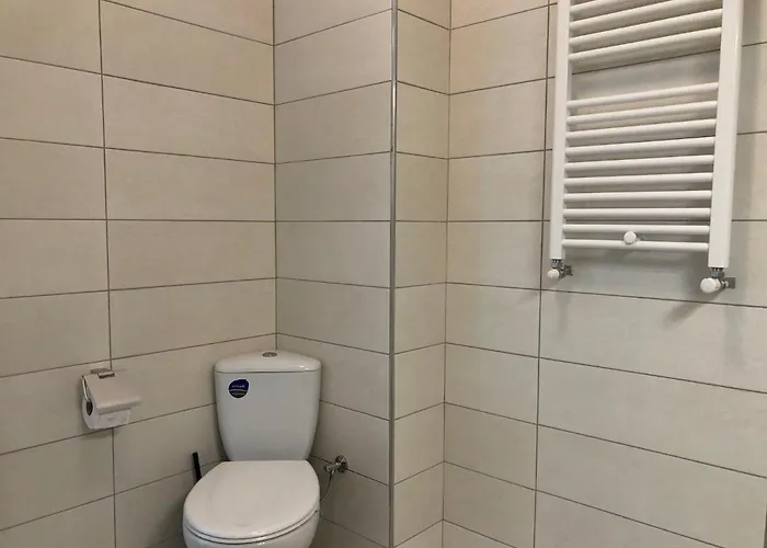 Luxury Westpark 2-room Lakeview W5