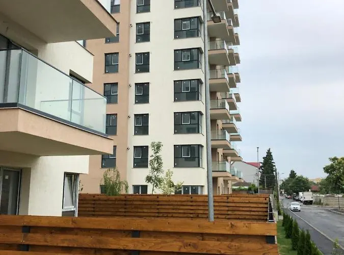 Апартаменти Luxury Westpark 2-room Lakeview W5 Бухарест