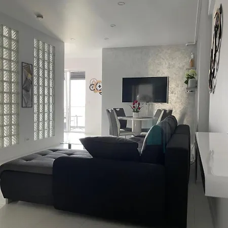 Luxury Westpark 2-room Lakeview W5 * Bucharest